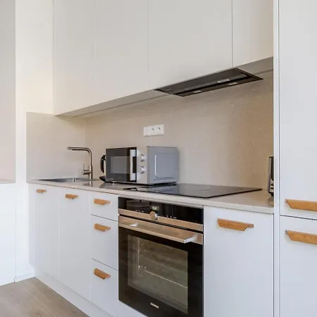 Blueground 7 Furnished Close To Offices Prg-12 Apartamento *